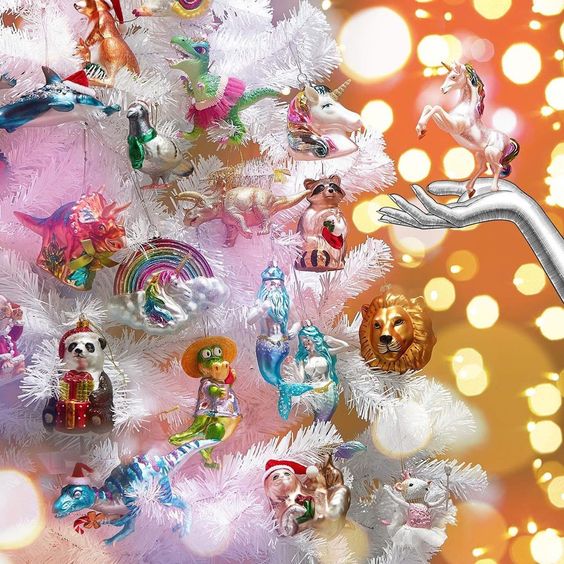 25 best novelty Christmas tree decorations When It Alteration Finds